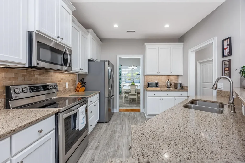 SC Coastal Realtor helping clients buy and sell homes